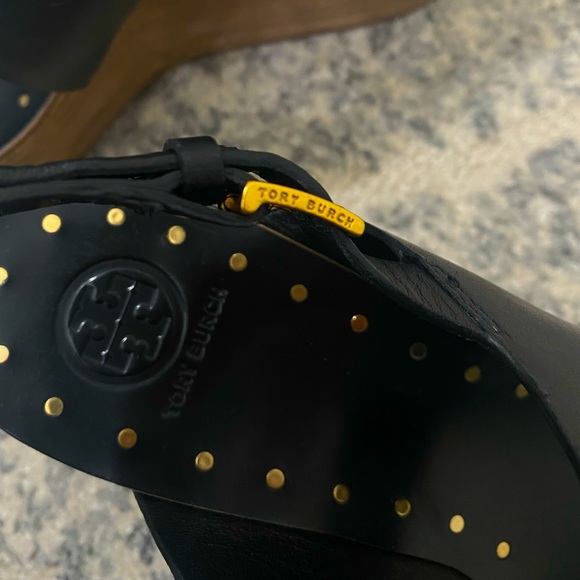 Tory Burch Ravello Platforms - Picture 5 of 7